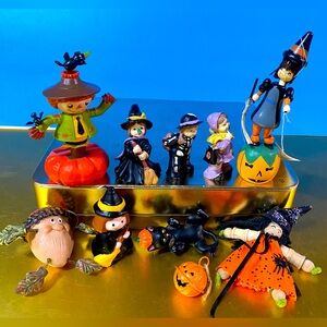 HALLOWEEN WITCHES BLACK CAT PUMPKIN TRICK OR TREAT KIDS MINI FIGURE COLL…
